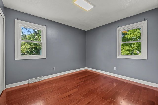 17125 Maple Lane SE, Prior Lake, MN 55372