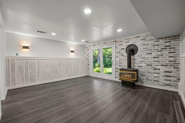 17125 Maple Lane SE, Prior Lake, MN 55372