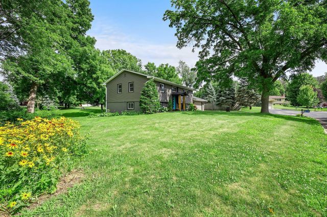 17125 Maple Lane SE, Prior Lake, MN 55372