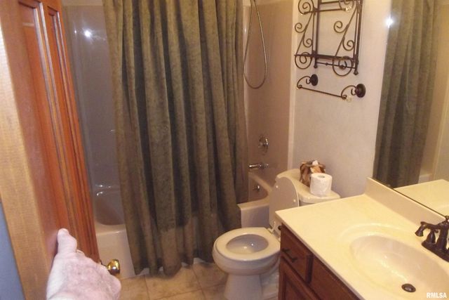 2212 Checkerberry Lane, Springfield, IL 62711