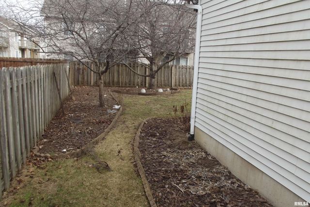 2212 Checkerberry Lane, Springfield, IL 62711