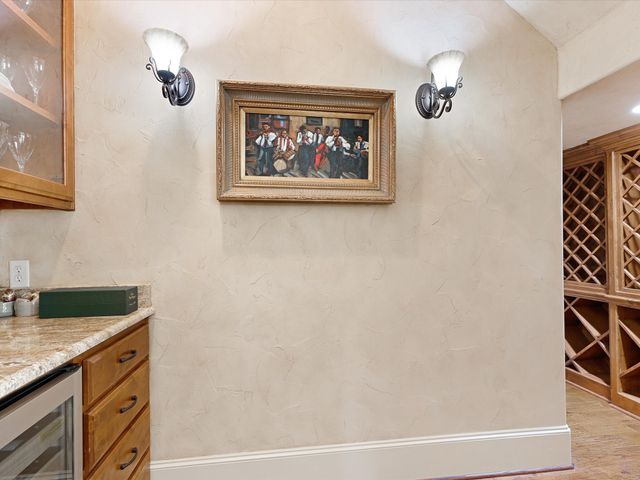 2965 S Sunbeck Circle, Farmers Branch, TX 75234