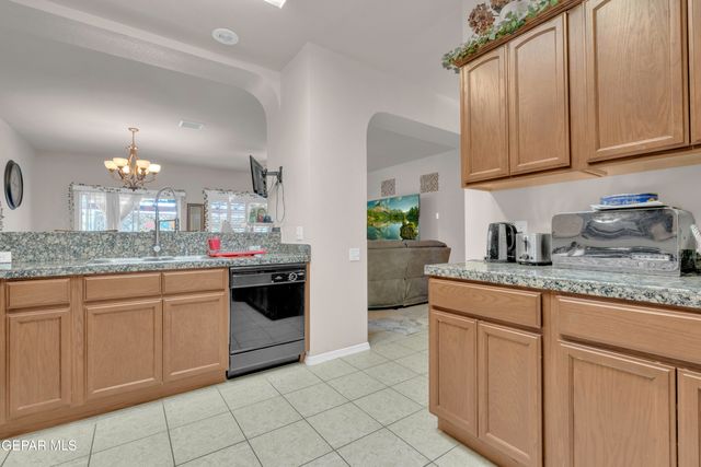 11148 REDSTONE COVE Drive, El Paso, TX 79934