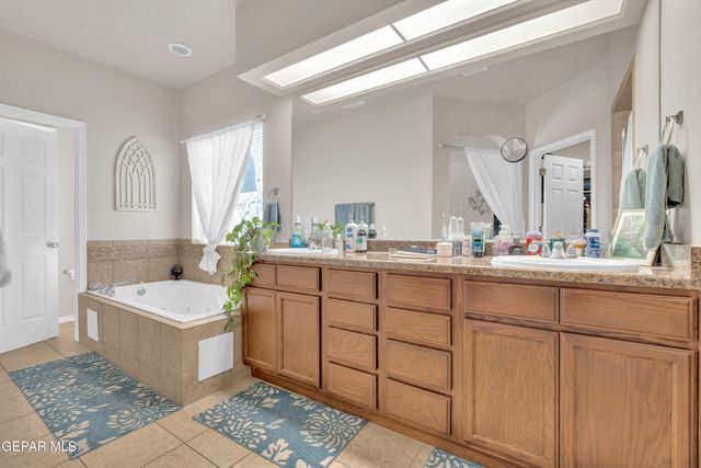 11148 REDSTONE COVE Drive, El Paso, TX 79934