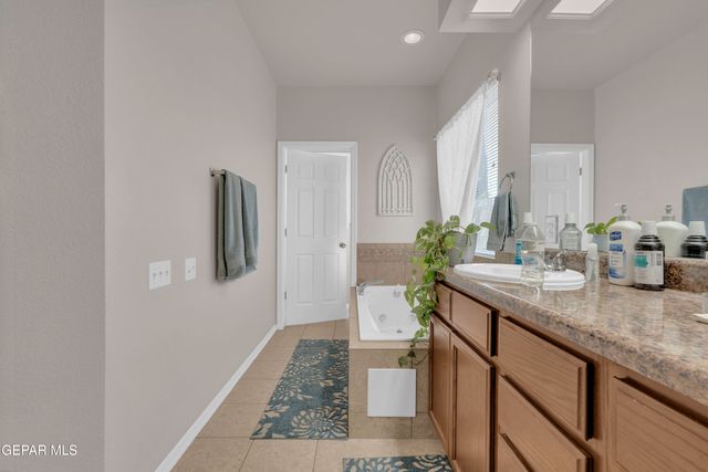 11148 REDSTONE COVE Drive, El Paso, TX 79934