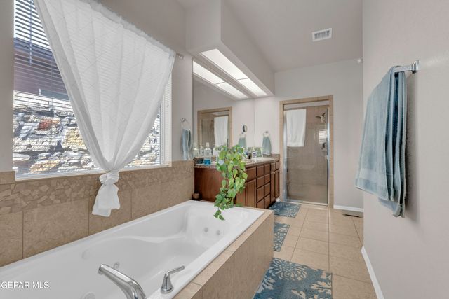 11148 REDSTONE COVE Drive, El Paso, TX 79934