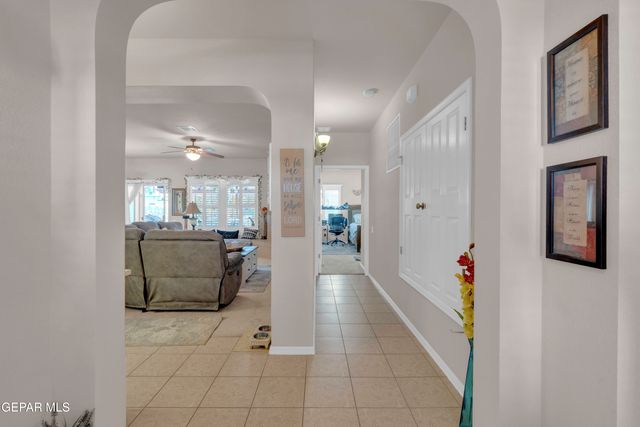 11148 REDSTONE COVE Drive, El Paso, TX 79934