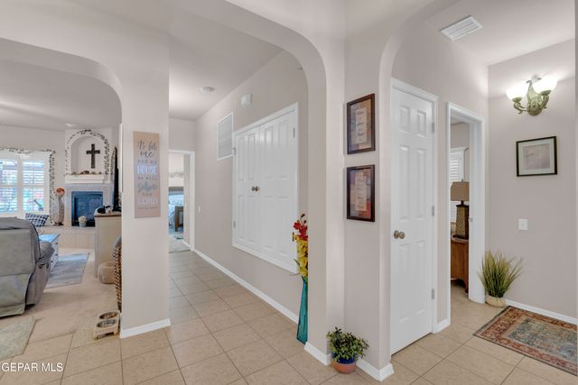 11148 REDSTONE COVE Drive, El Paso, TX 79934