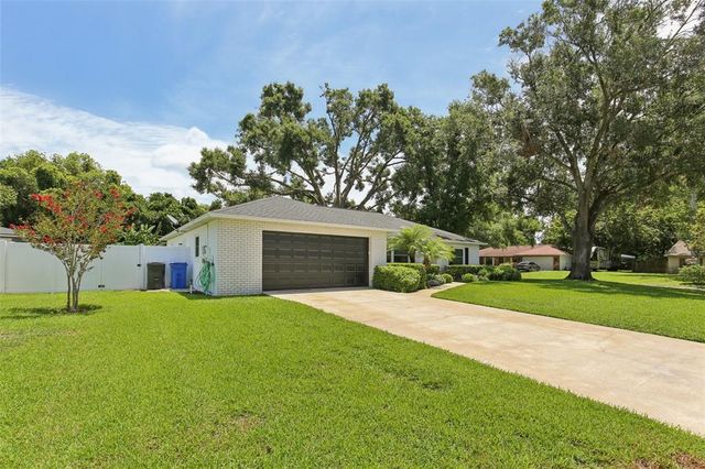 1513 LORETTA COURT, Brandon, FL 33511