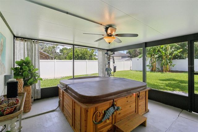 1513 LORETTA COURT, Brandon, FL 33511