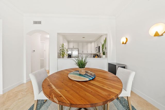 200 NE 2nd Avenue 314, Delray Beach, FL 33444