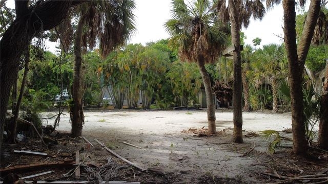 5323 CALLE FLORIDA, Sarasota, FL 34242