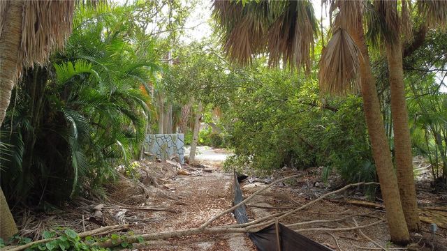 5323 CALLE FLORIDA, Sarasota, FL 34242