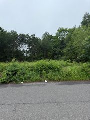 W S Arnold Ave, Springfield, MA 01119