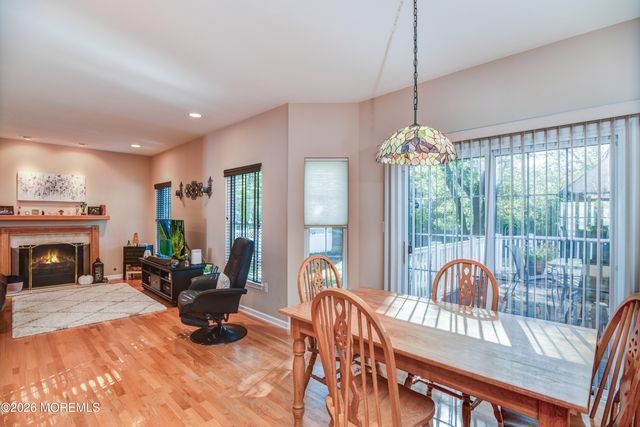 6 Northgate Drive, Englishtown, NJ 07726