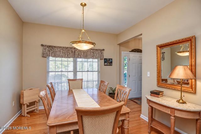 6 Northgate Drive, Englishtown, NJ 07726