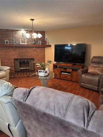 8848 OAK CIRCLE, Tampa, FL 33615
