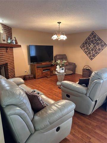 8848 OAK CIRCLE, Tampa, FL 33615