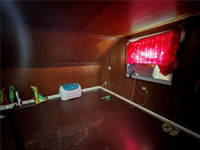 5107 E 40th Street, Kansas City, MO 64130