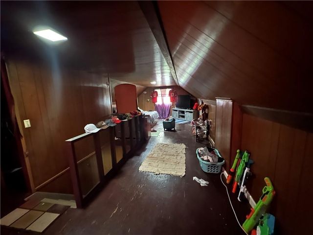 5107 E 40th Street, Kansas City, MO 64130