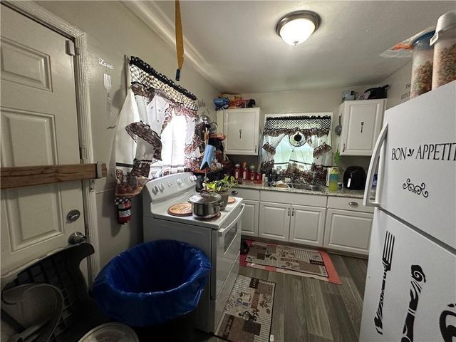 5107 E 40th Street, Kansas City, MO 64130