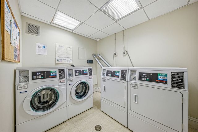 21 Beacon St 4G, Boston, MA 02108