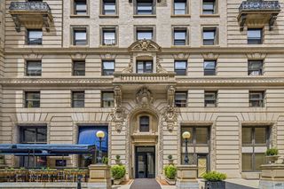 21 Beacon St 4G, Boston, MA 02108