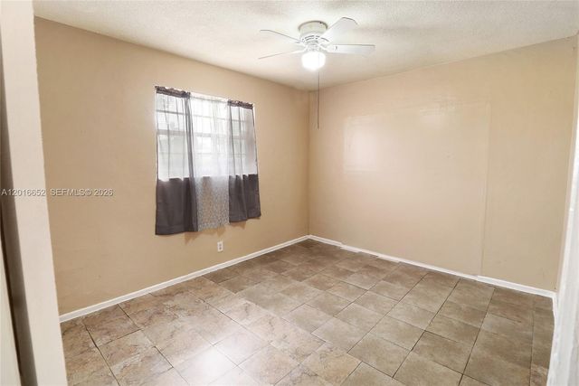 2001 NE 1st Ave 1, Pompano Beach, FL 33060