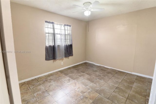2001 NE 1st Ave 1, Pompano Beach, FL 33060
