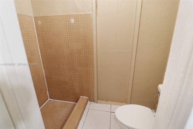 2001 NE 1st Ave 1, Pompano Beach, FL 33060