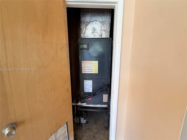 2001 NE 1st Ave 1, Pompano Beach, FL 33060