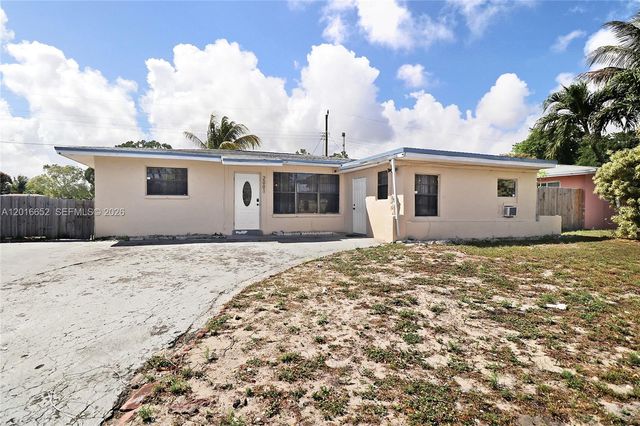 2001 NE 1st Ave 1, Pompano Beach, FL 33060