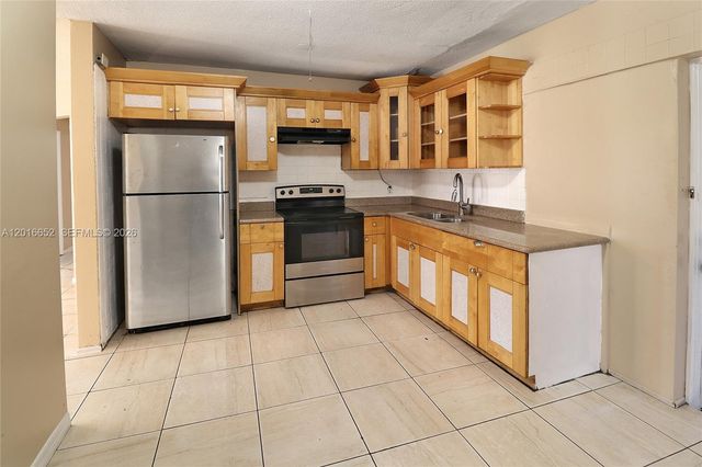 2001 NE 1st Ave 1, Pompano Beach, FL 33060
