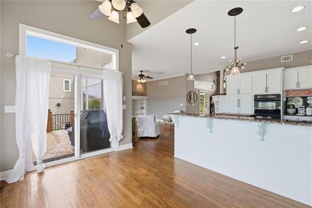 2808 SW Arthur Drive, Lee's Summit, MO 64082