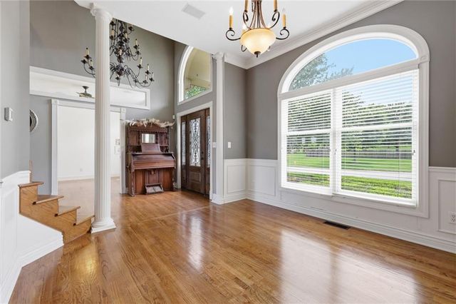 2808 SW Arthur Drive, Lee's Summit, MO 64082