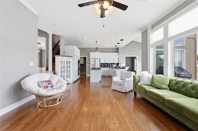 2808 SW Arthur Drive, Lee's Summit, MO 64082