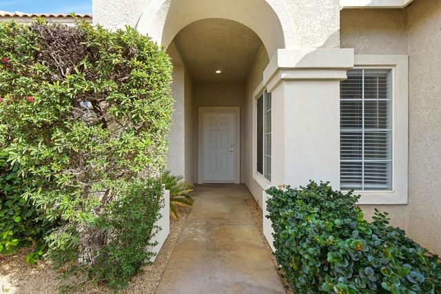 158 Via Tramonto, Palm Desert, CA 92260