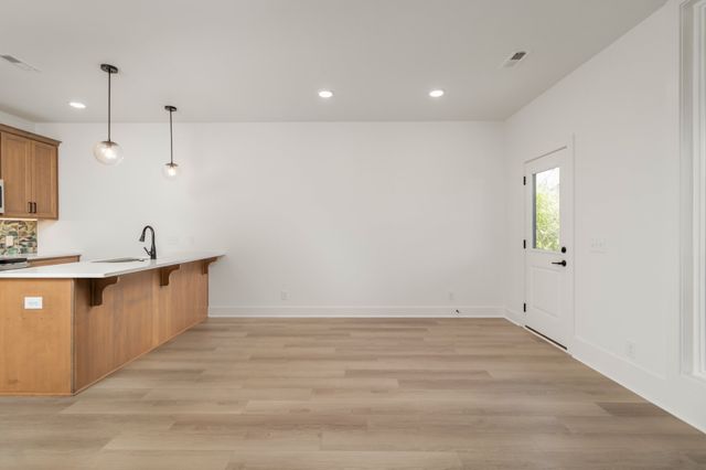 11 Dutch Drive, Clarksville, TN 37043