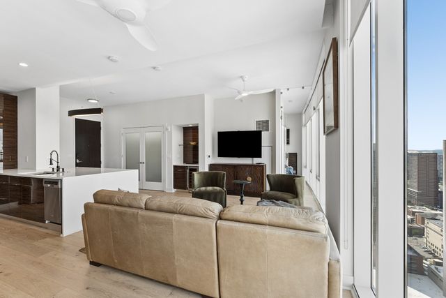 515 Church St Unit 3011, Nashville, TN 37219