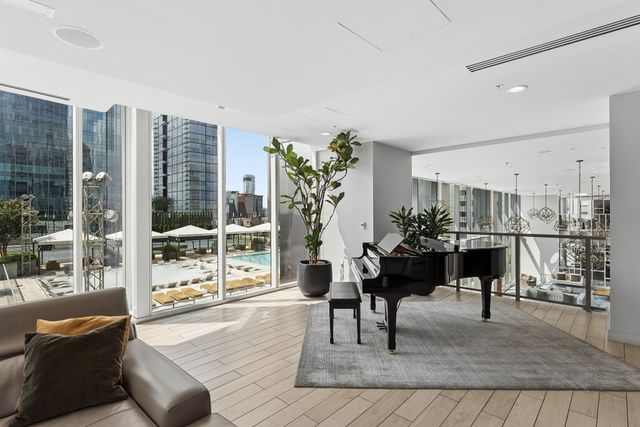515 Church St Unit 3011, Nashville, TN 37219