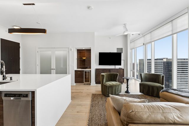 515 Church St Unit 3011, Nashville, TN 37219