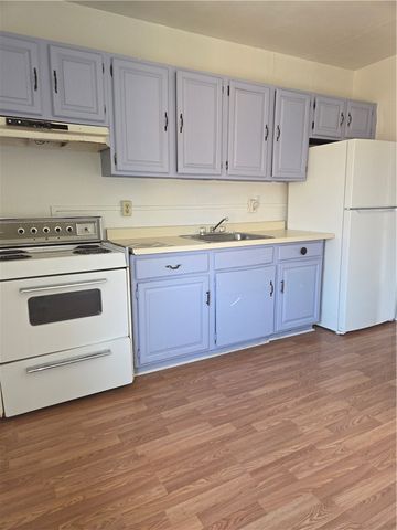 874 Kenneth Ave, New Kensington, PA 15068