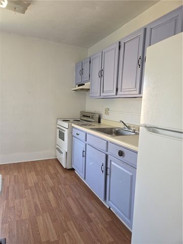 874 Kenneth Ave, New Kensington, PA 15068