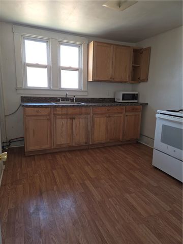 874 Kenneth Ave, New Kensington, PA 15068