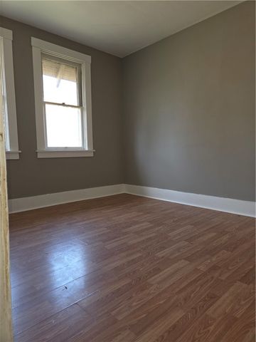 874 Kenneth Ave, New Kensington, PA 15068