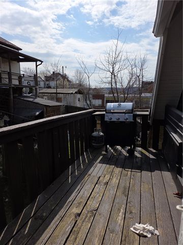 874 Kenneth Ave, New Kensington, PA 15068