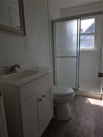 874 Kenneth Ave, New Kensington, PA 15068