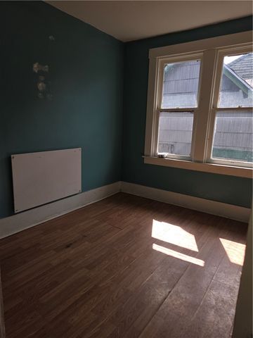 874 Kenneth Ave, New Kensington, PA 15068