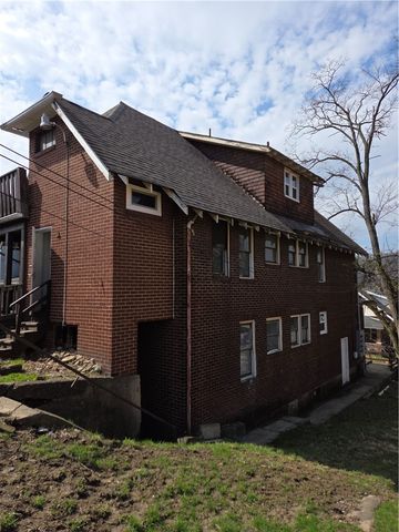 874 Kenneth Ave, New Kensington, PA 15068