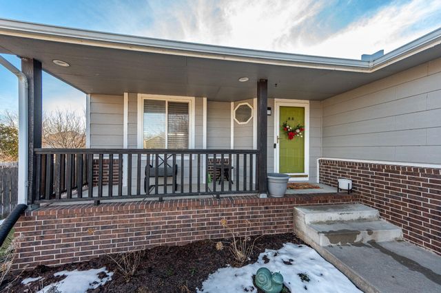 2526 S Prescott Cir, Wichita, KS 67215